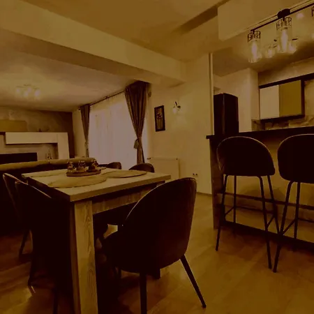 Prelepa Prostrana Kuća Sipacina