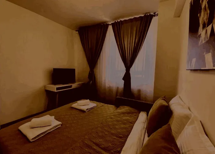 Prelepa Prostrana Kuća